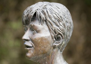 Veronica Guerin Bust (2)